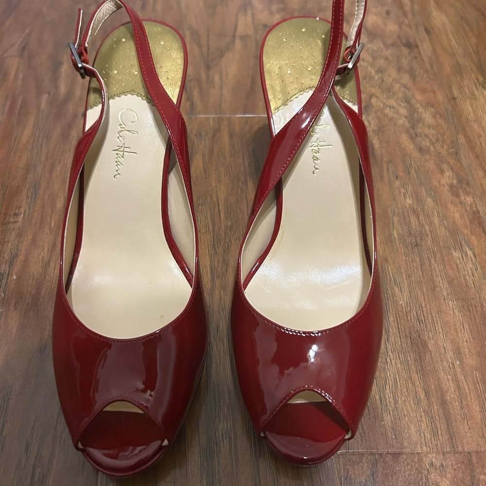 Cole Haan Red Patent Peep Toe Slingback Heels 👠 - Picture 6 of 9